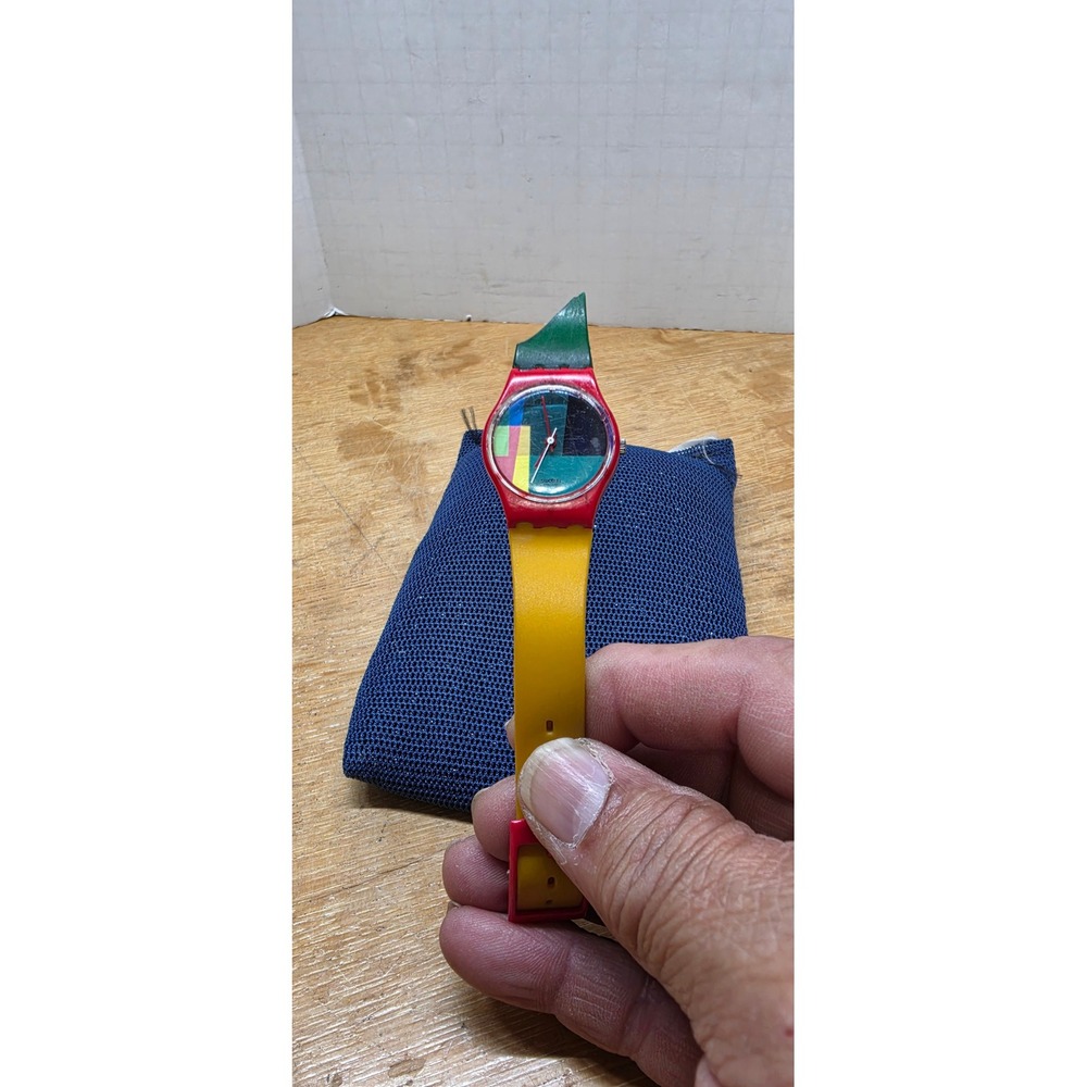 VTG 1985 Swatch "Lady McSwatch" Swiss Red Yellow Geometric Color Block Works